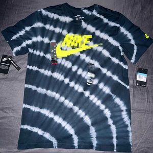 NIKE Sportswear Men’s Tie-Dye Logo, Size: Medium, NEW